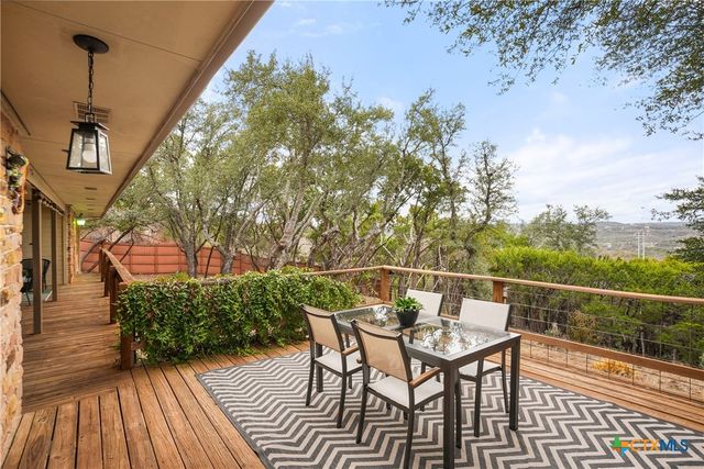 3112 Crosswind Drive, Spicewood, TX 78669