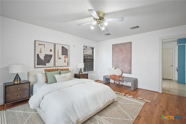 3112 Crosswind Drive, Spicewood, TX 78669