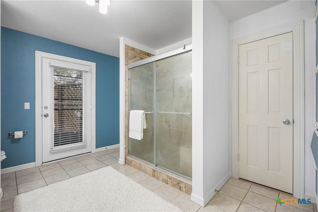 3112 Crosswind Drive, Spicewood, TX 78669