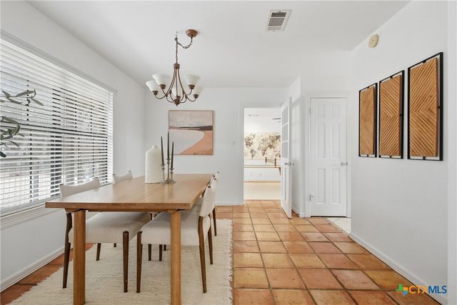 3112 Crosswind Drive, Spicewood, TX 78669