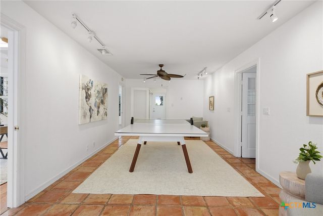 3112 Crosswind Drive, Spicewood, TX 78669