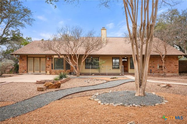 3112 Crosswind Drive, Spicewood, TX 78669