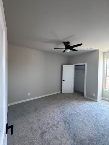 215 Sweetwater Drive, Weatherford, TX 76086