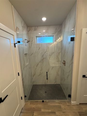 215 Sweetwater Drive, Weatherford, TX 76086