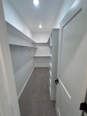 215 Sweetwater Drive, Weatherford, TX 76086