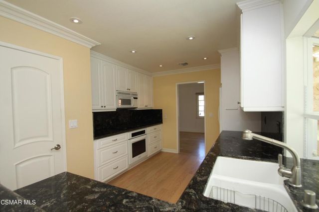 186 Poplar Crest Avenue, Newbury Park, CA 91320