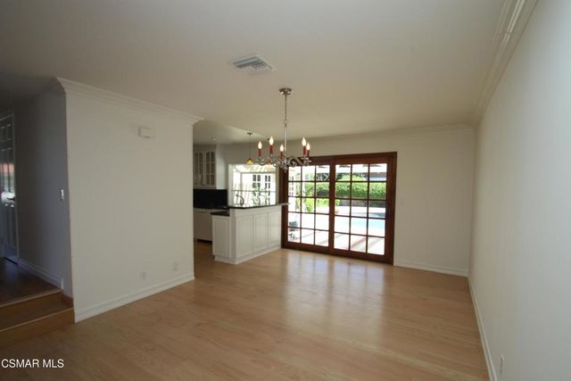 186 Poplar Crest Avenue, Newbury Park, CA 91320