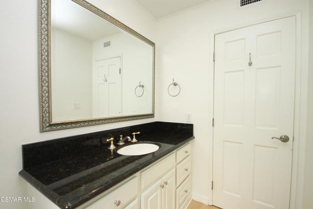 186 Poplar Crest Avenue, Newbury Park, CA 91320