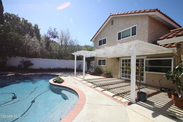 186 Poplar Crest Avenue, Newbury Park, CA 91320