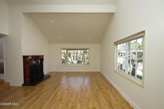 186 Poplar Crest Avenue, Newbury Park, CA 91320