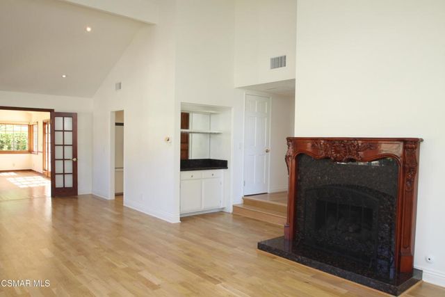 186 Poplar Crest Avenue, Newbury Park, CA 91320