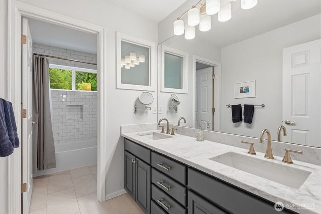 14415 221st Avenue NE, Woodinville, WA 98077