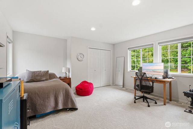 14415 221st Avenue NE, Woodinville, WA 98077