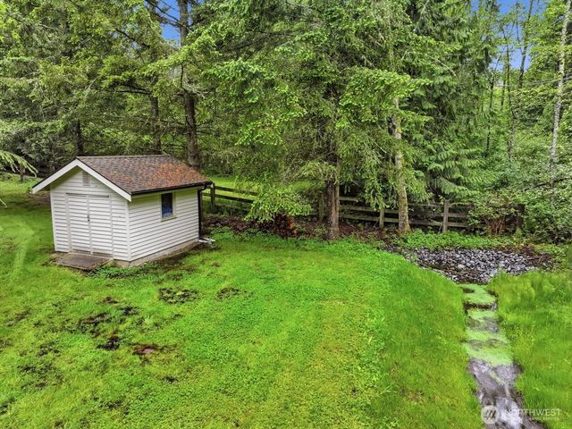 14415 221st Avenue NE, Woodinville, WA 98077