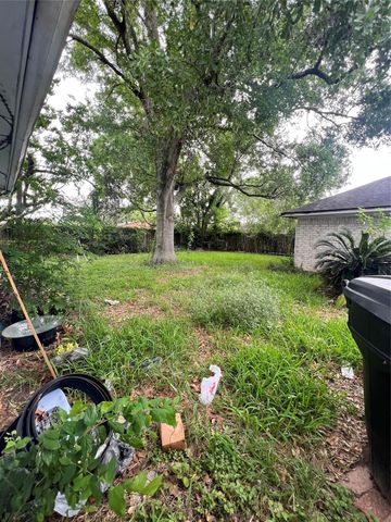 12543 Wrenthorpe Dr Drive, Houston, TX 77031