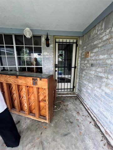 12543 Wrenthorpe Dr Drive, Houston, TX 77031