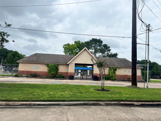 12543 Wrenthorpe Dr Drive, Houston, TX 77031