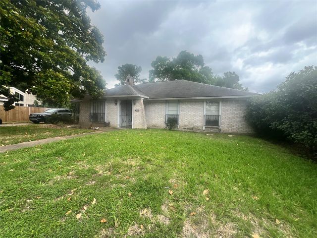 12543 Wrenthorpe Dr Drive, Houston, TX 77031