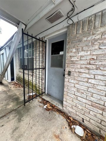 12543 Wrenthorpe Dr Drive, Houston, TX 77031