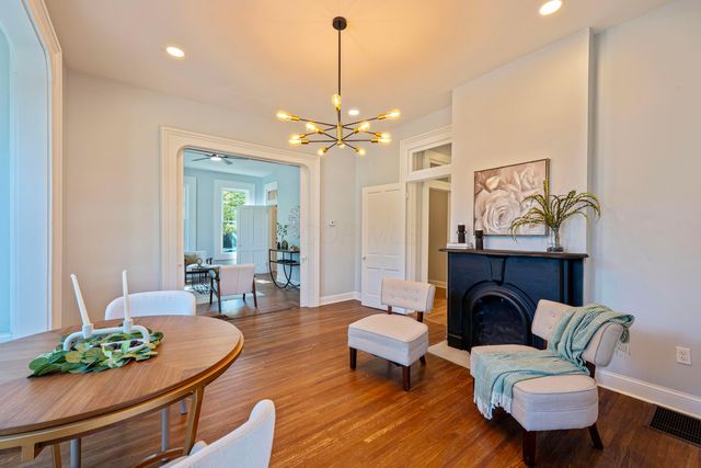 150 N Oak Street, London, OH 43140