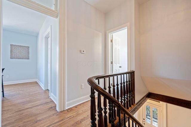 150 N Oak Street, London, OH 43140