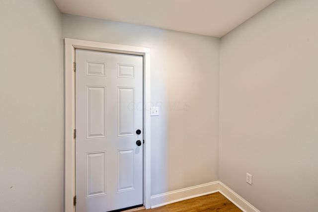 150 N Oak Street, London, OH 43140