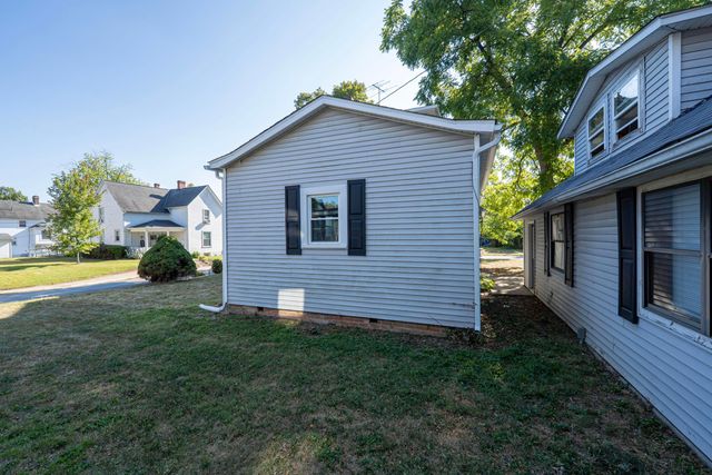 150 N Oak Street, London, OH 43140