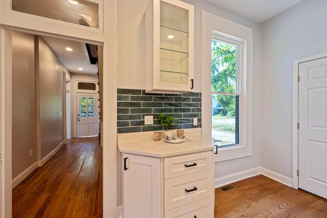 150 N Oak Street, London, OH 43140