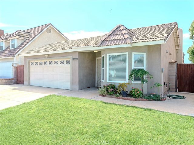 11538 Larchwood, Fontana, CA 92337