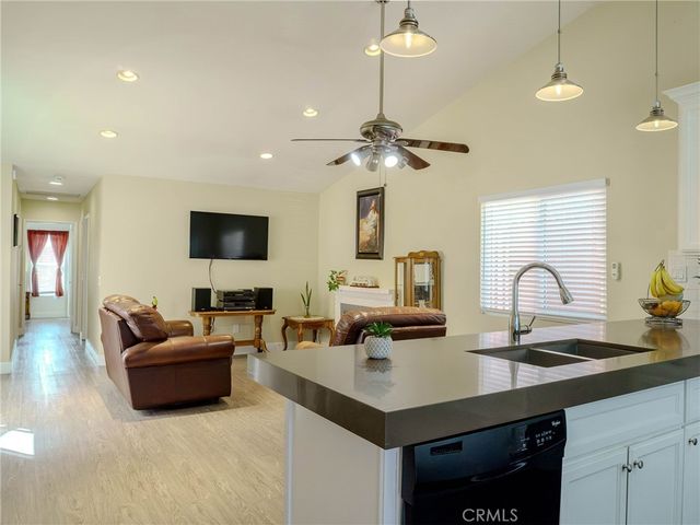 11538 Larchwood, Fontana, CA 92337