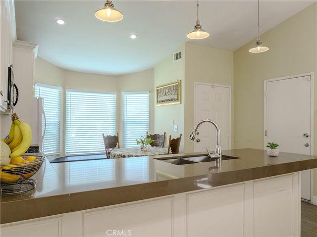 11538 Larchwood, Fontana, CA 92337