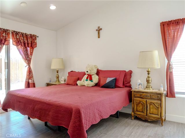 11538 Larchwood, Fontana, CA 92337