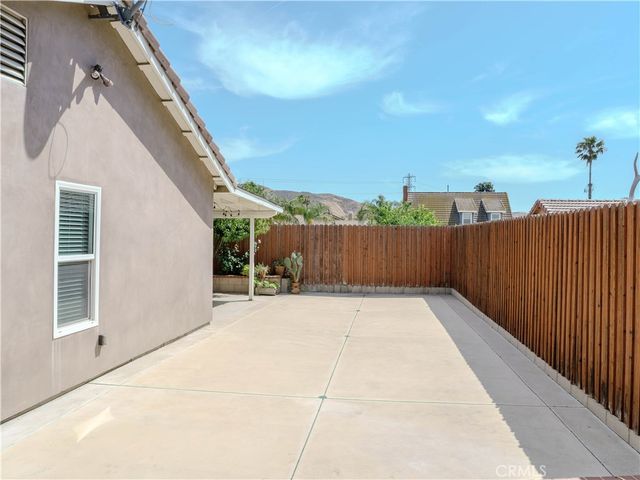 11538 Larchwood, Fontana, CA 92337
