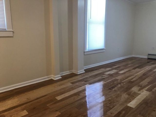 58-60 Brackenbury St 1, Malden, MA 02148