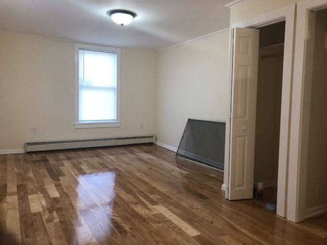58-60 Brackenbury St 1, Malden, MA 02148
