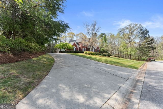2520 Heritage Court, Buford, GA 30518