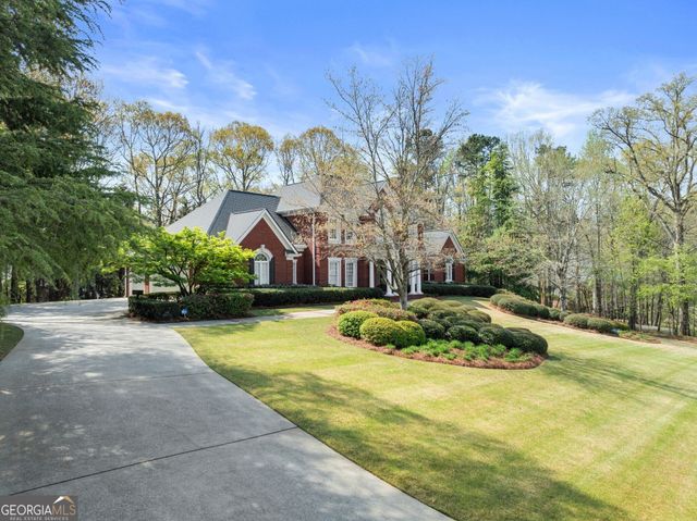 2520 Heritage Court, Buford, GA 30518
