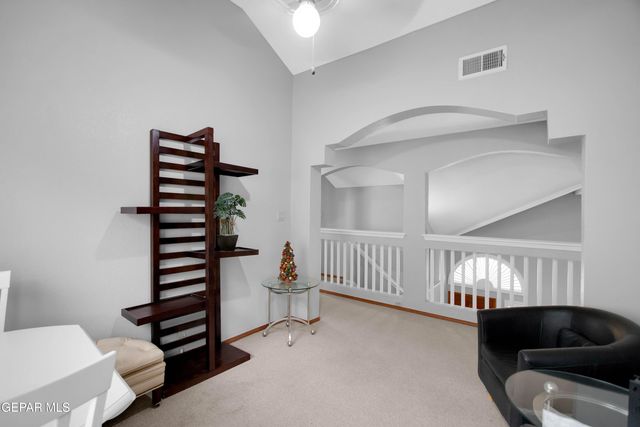 5619 BURNING TREE Drive, El Paso, TX 79912