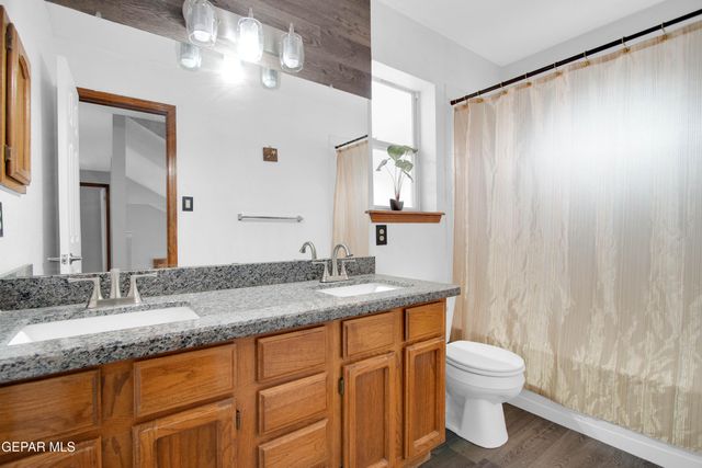 5619 BURNING TREE Drive, El Paso, TX 79912