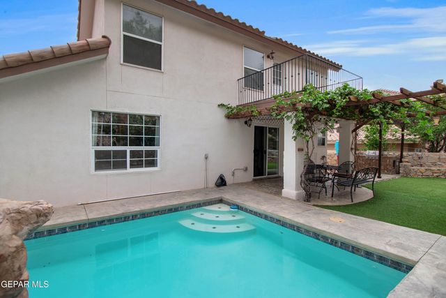 5619 BURNING TREE Drive, El Paso, TX 79912
