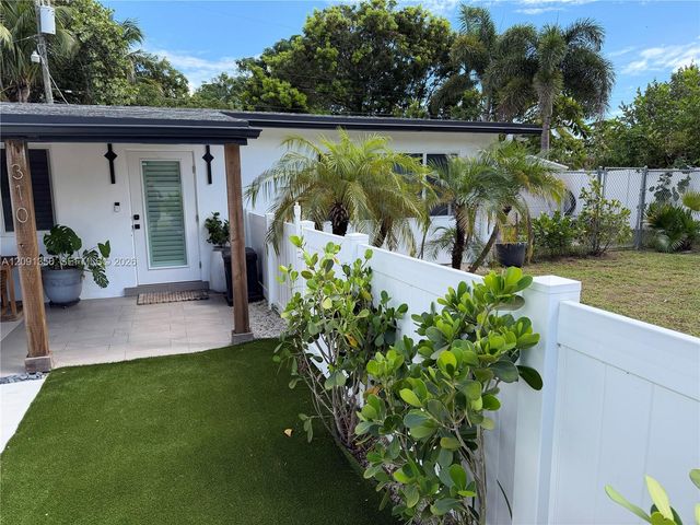 310 NE 12th Avenue, Pompano Beach, FL 33060
