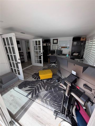 310 NE 12th Avenue, Pompano Beach, FL 33060
