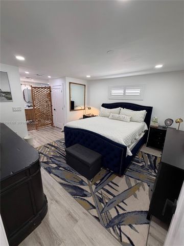 310 NE 12th Avenue, Pompano Beach, FL 33060