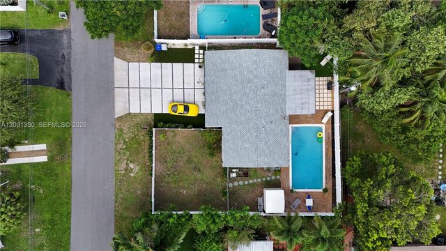 310 NE 12th Avenue, Pompano Beach, FL 33060