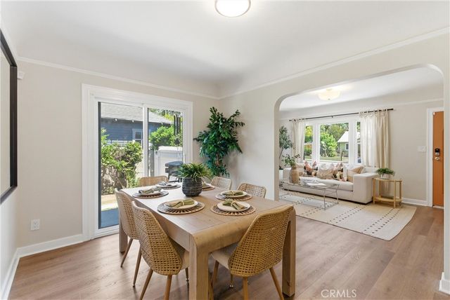 1993 N Marengo Avenue, Pasadena, CA 91103