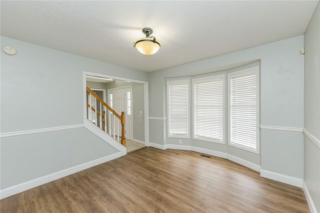 279 Macintosh Drive, Greece, NY 14626