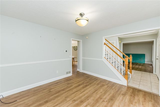 279 Macintosh Drive, Greece, NY 14626