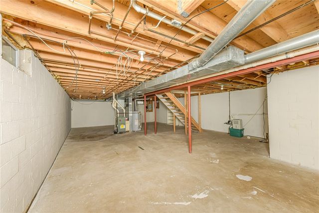 279 Macintosh Drive, Greece, NY 14626