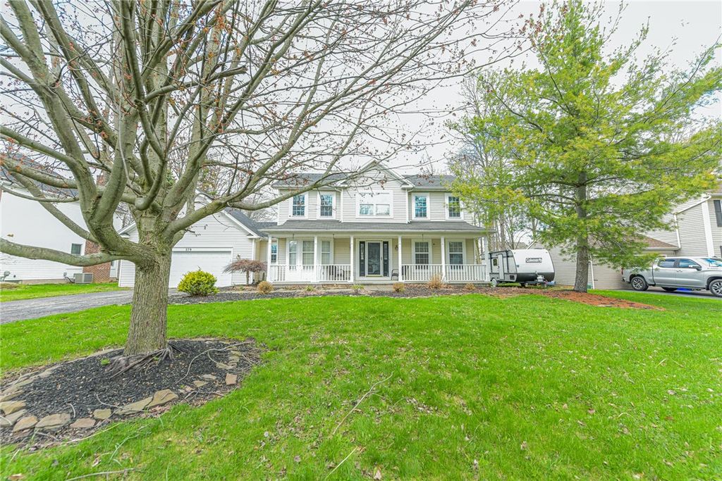 279 Macintosh Drive, Greece, NY 14626