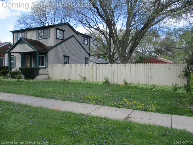 5656 Monroe Street, Dearborn Heights, MI 48125